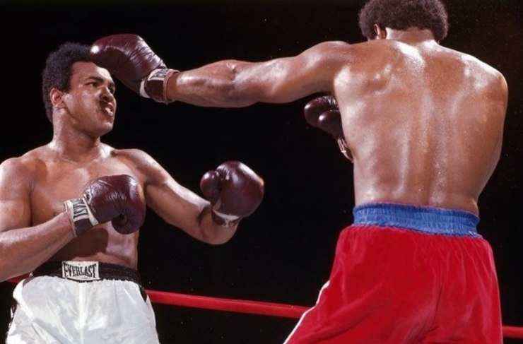 Muhammad Ali in azione contro George Foreman